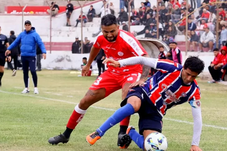 Peñarol prepara el choque frente a Atenas con todas las urgencias