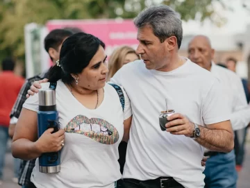 Uñac acentúa en su discurso la gestión ante el “despertar San Juan” de Orrego Uñac acentúa en su discurso la gestión ante el “despertar San Juan” de Orrego