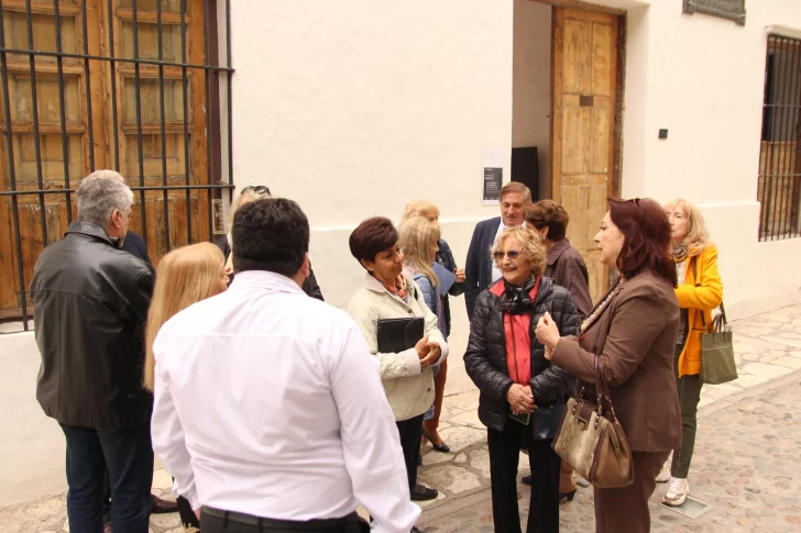 Reunión fallida estira aún más la tensión entre la Casa Natal de Sarmiento y una ONG vinculada