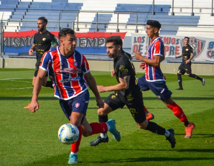 Peñarol, para escaparse del fondo