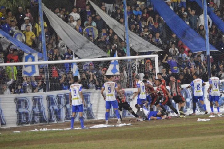 Unión no pudo en su regreso