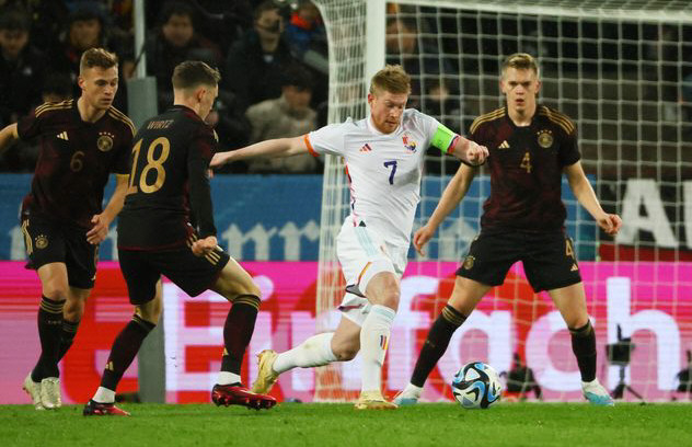 Escocia venció a España y ganaron Croacia y Bélgica