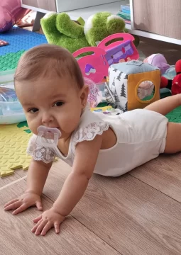 Mumi, la beba que necesita de un trasplante multivisceral Mumi, la beba que necesita de un trasplante multivisceral