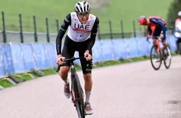 Pogacar sigue imponiendo una superioridad tremenda Pogacar sigue imponiendo una superioridad tremenda