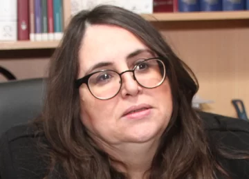 Acusado de abusar y violar durante 12 años a su hijastra, lo confesaría ante un juez