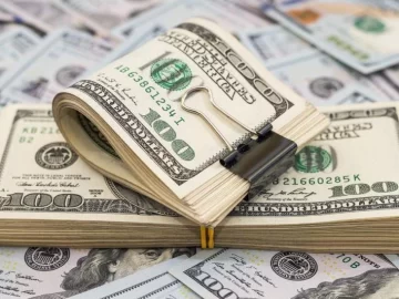Después del súper salto, el dólar blue sigue en alza y se vende $3 más caro este miércoles Después del súper salto, el dólar blue sigue en alza y se vende $3 más caro este miércoles