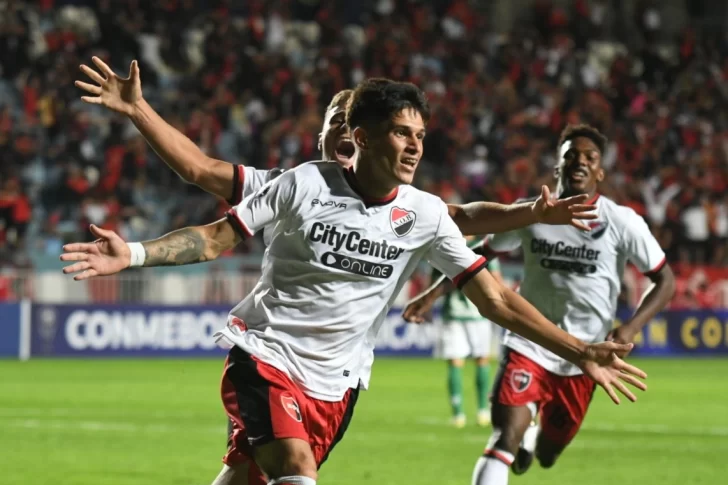 Newell’s venció a Audax Italiano con un gol en tiempo de descuento