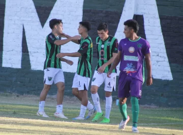 San Martín goleó y es el nuevo líder junto a Colón Junior San Martín goleó y es el nuevo líder junto a Colón Junior