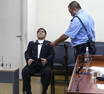 Cómo fueron los hechos que tienen contra las cuerdas al cura Walter Bustos