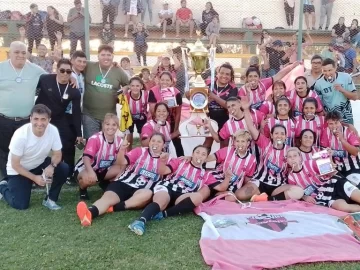 Juventud de Santa Lucía le ganó la final a Sportivo Del Carril y conquistó la Copa de Campeones Juventud de Santa Lucía le ganó la final a Sportivo Del Carril y conquistó la Copa de Campeones