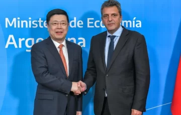 Argentina reemplazará al dólar por el yuan para pagar sus importaciones con China Argentina reemplazará al dólar por el yuan para pagar sus importaciones con China
