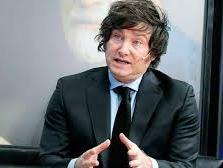 Milei reiteró que quiere “dolarizar” la economía y dijo que el campo es la “locomotora” del país Milei reiteró que quiere “dolarizar” la economía y dijo que el campo es la “locomotora” del país