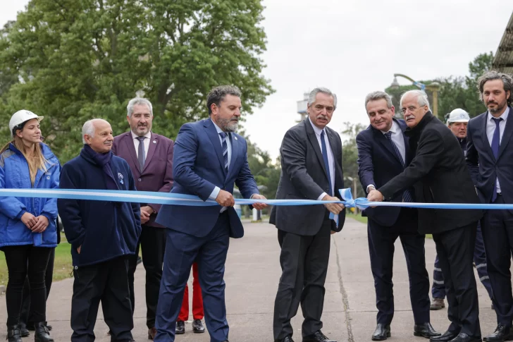 Reabrieron una emblemática fábrica estatal de explosivos