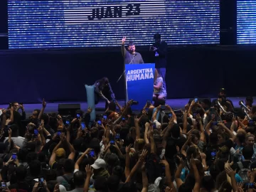 Juan Grabois lanzó su candidatura presidencial pidiendo que haya PASO en el Frente de Todos Juan Grabois lanzó su candidatura presidencial pidiendo que haya PASO en el Frente de Todos