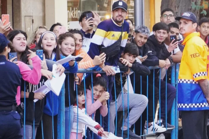 Los estudiantes sanjuaninos se hicieron un tiempo para hacerle el aguante a la Selección