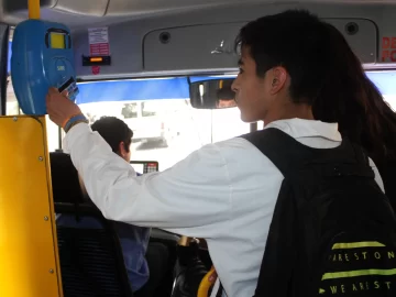 La actividad escolar será normal este viernes y sólo se justificará la inasistencia si hay paro de colectivos La actividad escolar será normal este viernes y sólo se justificará la inasistencia si hay paro de colectivos