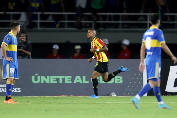 Boca perdió en Colombia ante Pereira pero sigue en lo más alto del grupo