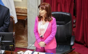 Picante cruce entre Cristina y Lousteau por  un comentario de la economía: “Me enseñaste vos con la 125”