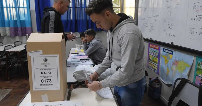 El 65% del padrón votó en siete departamentos de Mendoza donde se adelantaron las PASO El 65% del padrón votó en siete departamentos de Mendoza donde se adelantaron las PASO