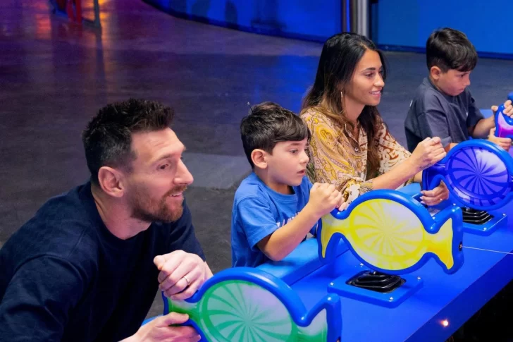 Messi, insultado y cada vez más lejos