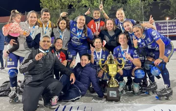 Las chicas del CPC, campeonas