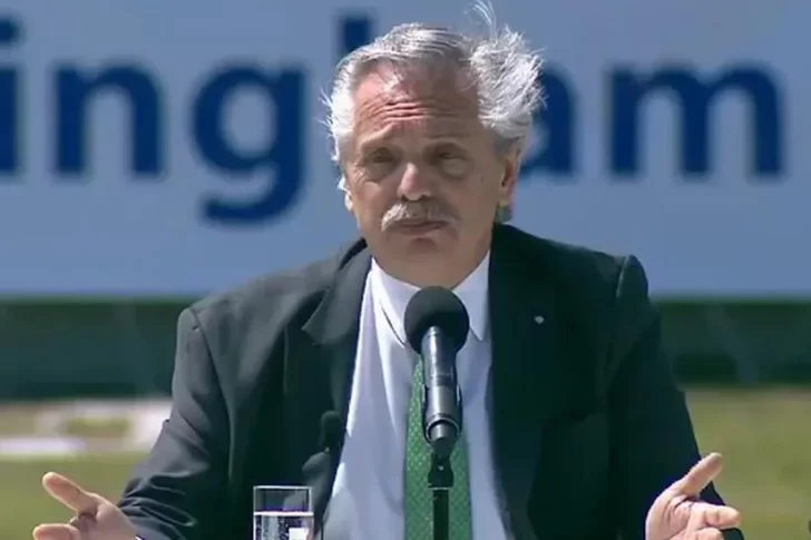 El oficialismo repudia y la oposición celebra tras la suspensión de elecciones