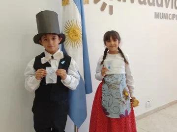 Alumnos dieron ejemplo de patriotismo Alumnos dieron ejemplo de patriotismo