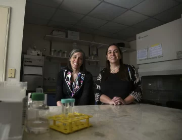 Los logros y desafíos en cuatro décadas de lucha contra el VIH