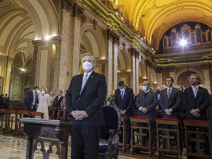 El Presidente y el cardenal Poli comparten el último Tedeum juntos por el 25 de Mayo El Presidente y el cardenal Poli comparten el último Tedeum juntos por el 25 de Mayo