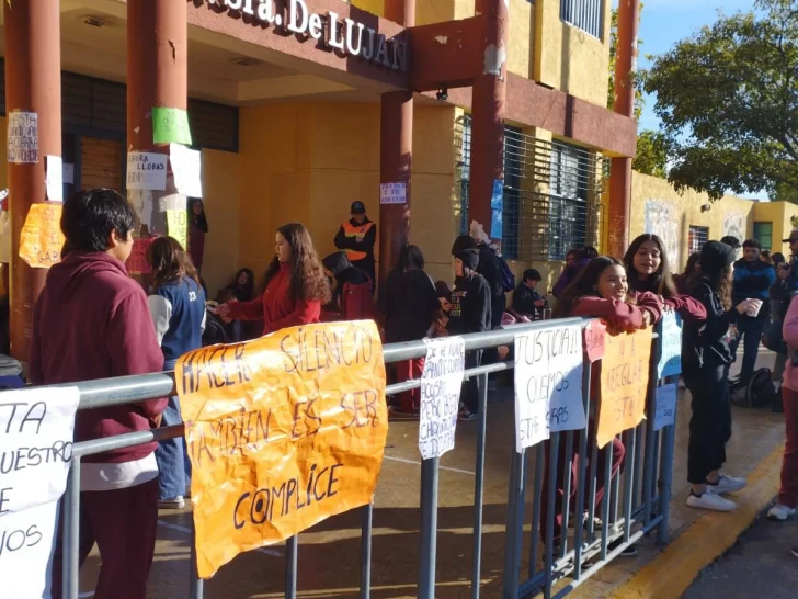 Colegio Luján: docentes se quejan de los alumnos y la causa puede tener un cambio Colegio Luján: docentes se quejan de los alumnos y la causa puede tener un cambio