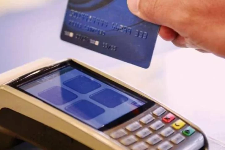 AFIP duplicó el monto del reintegro por compras con tarjeta de débito de jubilados y AUH