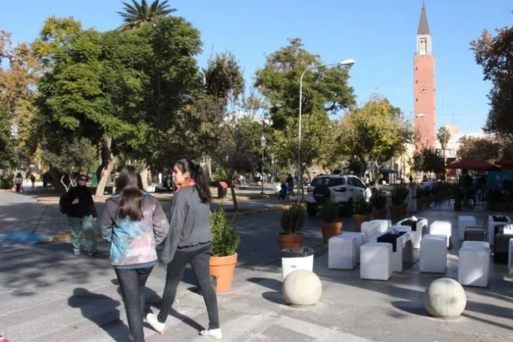 Fin de semana XL: cómo funcionarán los servicios este viernes