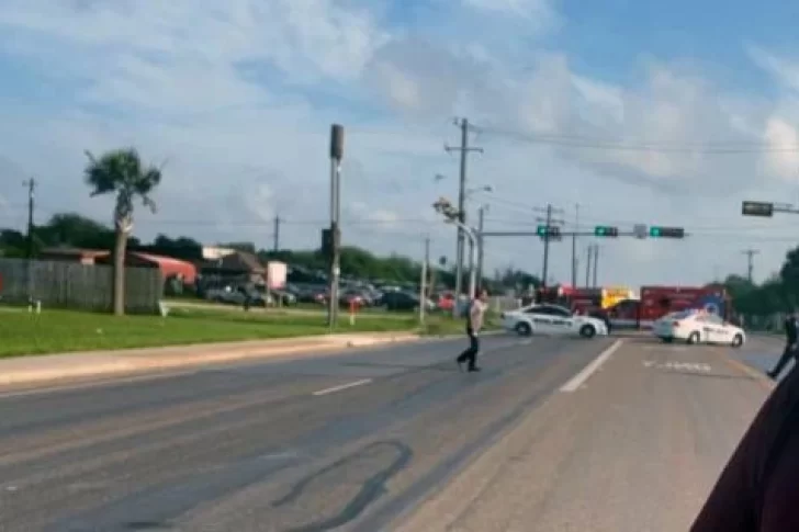 Siete personas mueren en Texas atropelladas frente a un centro de migrantes