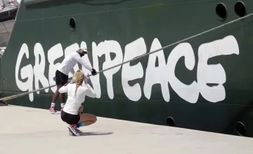 La fiscalía rusa declara a Greenpeace como una organización “indeseable” La fiscalía rusa declara a Greenpeace como una organización “indeseable”