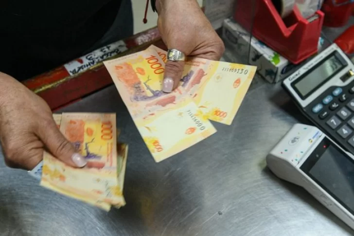 Los aumentos que llegarán en junio, en al menos 7 rubros clave