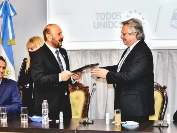 Interna en el oficialismo: Alberto recibió a Insfrán para influir en la estrategia electoral Interna en el oficialismo: Alberto recibió a Insfrán para influir en la estrategia electoral