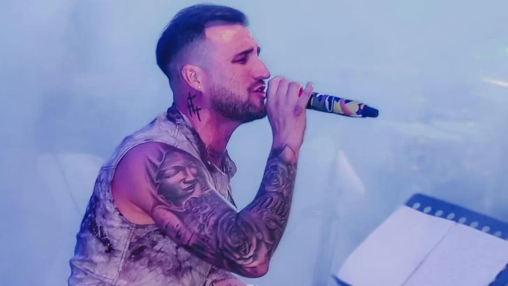 Hugo Flores, de Omega, apuntó contra DesaKTa2 por ser bajados de un show en Mendoza