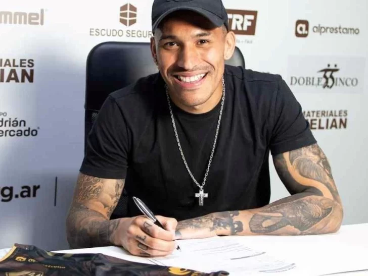 Detienen al arquero de Platense por golpear a su novia tras una discusión