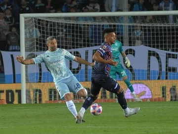 Racing sigue sin rumbo: esta vez Talleres lo goleó 4 a 2 en Avellaneda Racing sigue sin rumbo: esta vez Talleres lo goleó 4 a 2 en Avellaneda