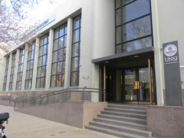 Docentes universitarios aceptaron la propuesta paritaria de 31% en tres tramos Docentes universitarios aceptaron la propuesta paritaria de 31% en tres tramos