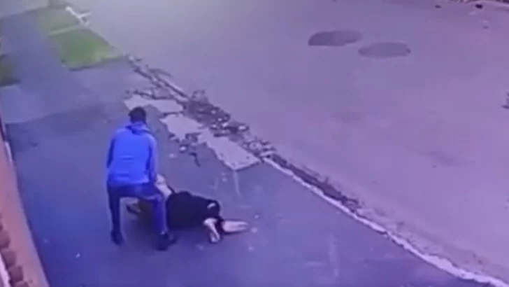 Escapaba de la Policía, se tiró de un tercer piso y se rompió los tobillos Escapaba de la Policía, se tiró de un tercer piso y se rompió los tobillos