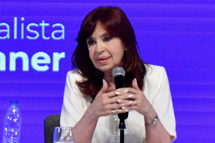 El juez Casanello sobreseyó a Cristina Kirchner por falta de acusadores en la causa de la ruta del dinero