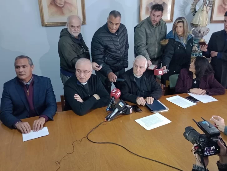 Lozano le contestó a Fiscalía por el allanamiento al Arzobispado: “Nunca hubo una oposición ni una falta de respeto” Lozano le contestó a Fiscalía por el allanamiento al Arzobispado: “Nunca hubo una oposición ni una falta de respeto”