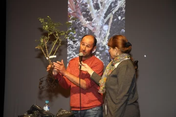 Una flor que despierta pasiones Una flor que despierta pasiones