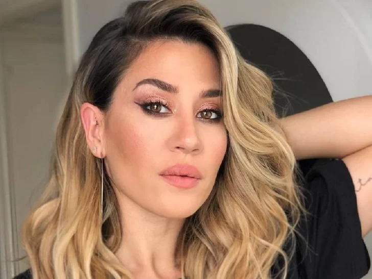 Jimena Barón se sacó fotos íntimas que explotaron en las redes