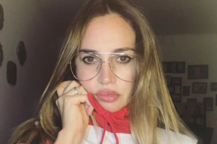 Sin corpiño y en bombacha, Belén Francese mostró la pancita: “Mi bebé me hace sentir la más sexy del mundo”