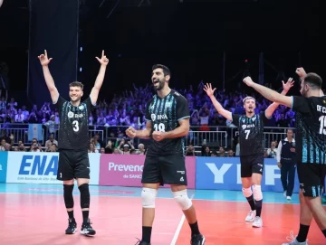 Argentina debuta hoy contra los italianos