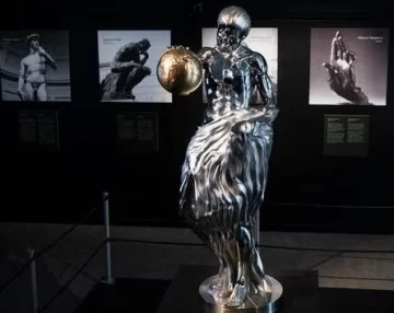 “Estatua Imposible”, obra de la inteligencia artificial “Estatua Imposible”, obra de la inteligencia artificial