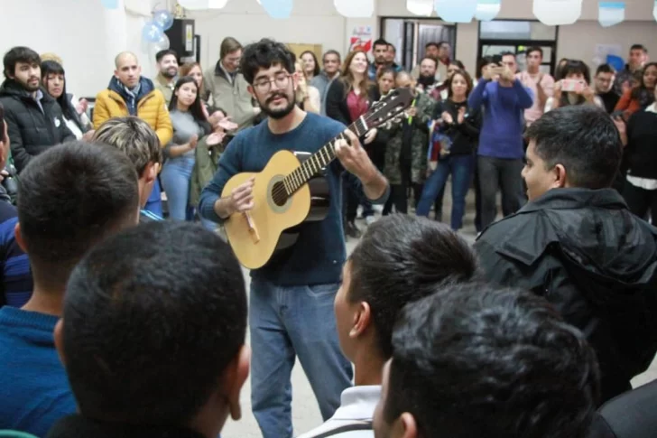 Hay más gente en tratamiento por drogas y la edad de inicio se mantiene