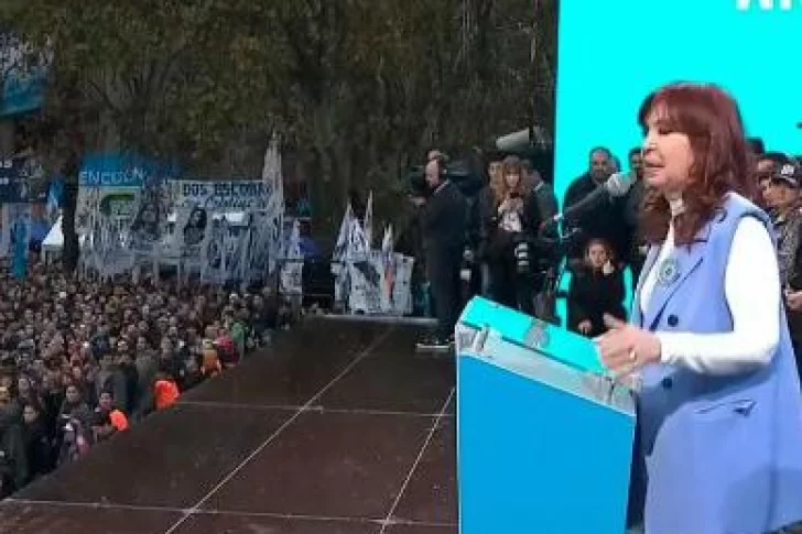 Fiscal pide enviar a juicio a acusados por ataque a CFK